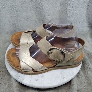 Sofft Shoes Womens Size 9 Gold Faux Leather Galiana Sandals